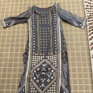 Long Women's Dress with aztec print longsleeve